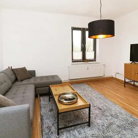 Apartment 4 *